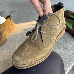 Hush Puppies Olive Suede Chukka Boots w/ Tassel Laces, Size 9